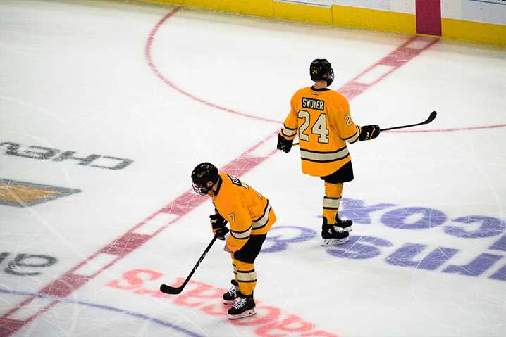 team-hockey-trading-pins-small team-hockey-trading-pins-small